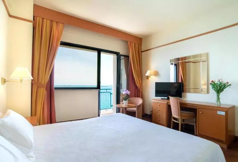 Hotel Delfino Taranto