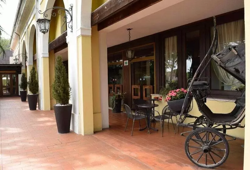 בית מלון כפרי El Rustego