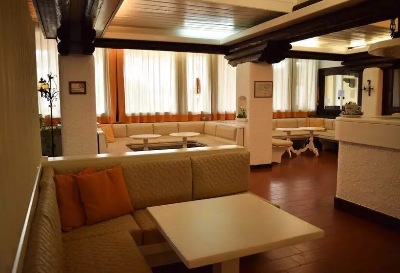 בית מלון כפרי El Rustego