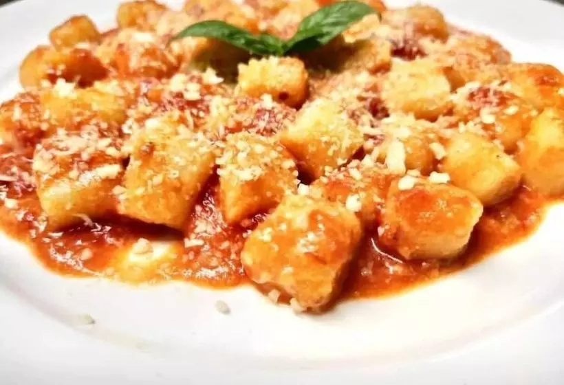 בית מלון כפרי El Rustego