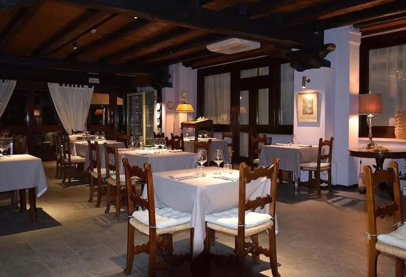 בית מלון כפרי El Rustego