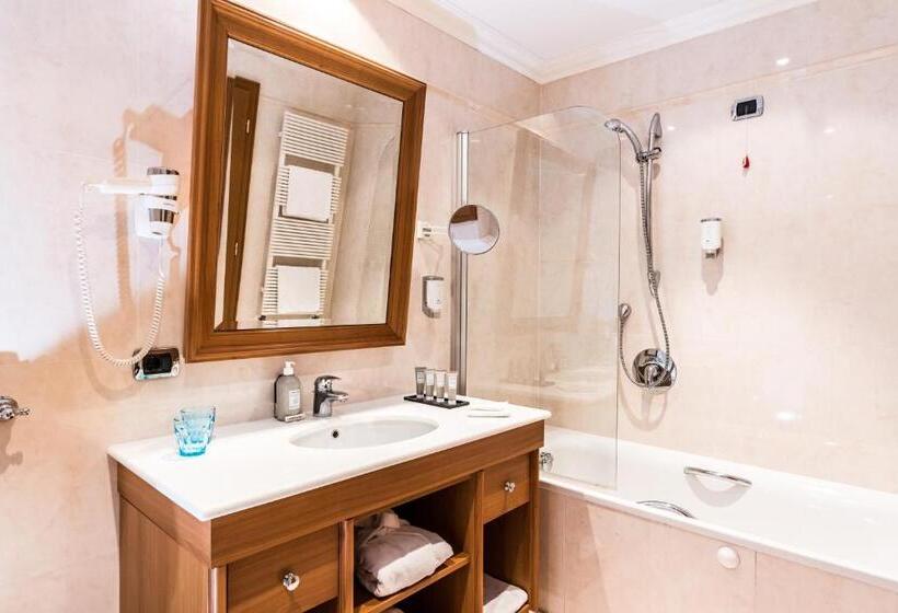 בית מלון כפרי Granbaita Dolomites