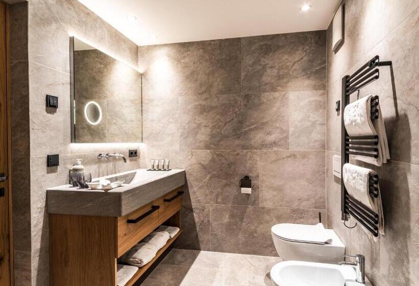 בית מלון כפרי Granbaita Dolomites