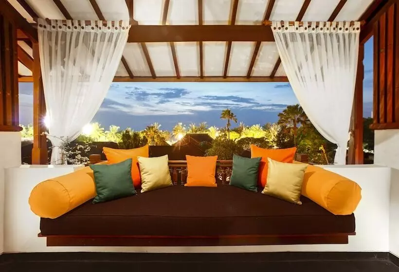 فندق Kuta Seaview Boutique Resort