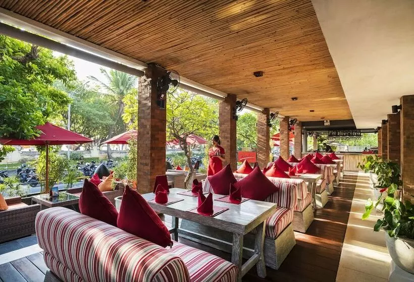 فندق Kuta Seaview Boutique Resort