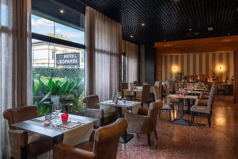هتل Leopardi
