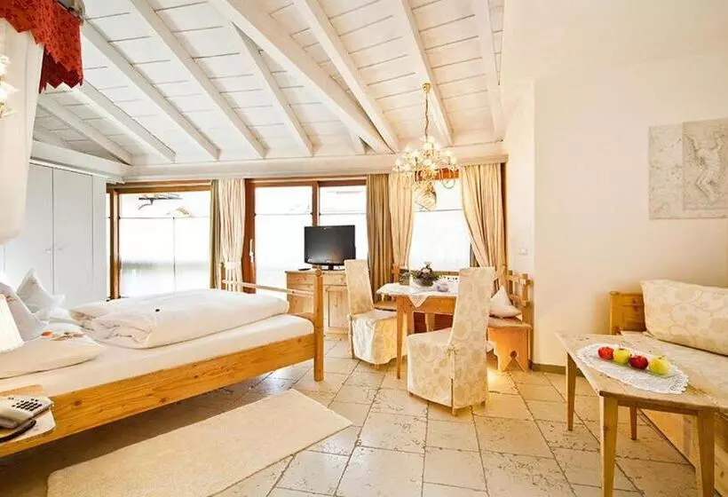 Mirabell Dolomites Hotel Luxury Ayurveda & Spa