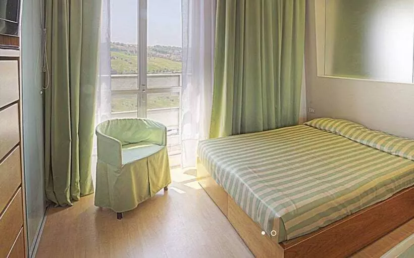 Отель President