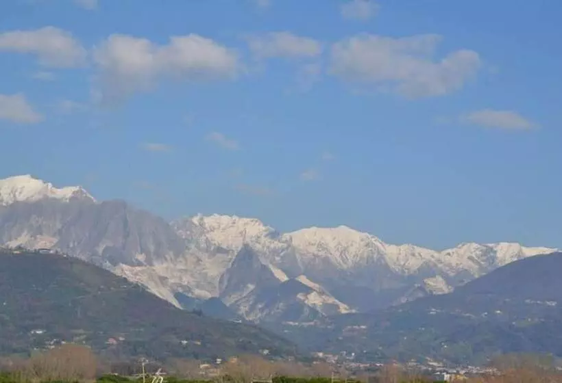 בית מלון כפרי Rondine