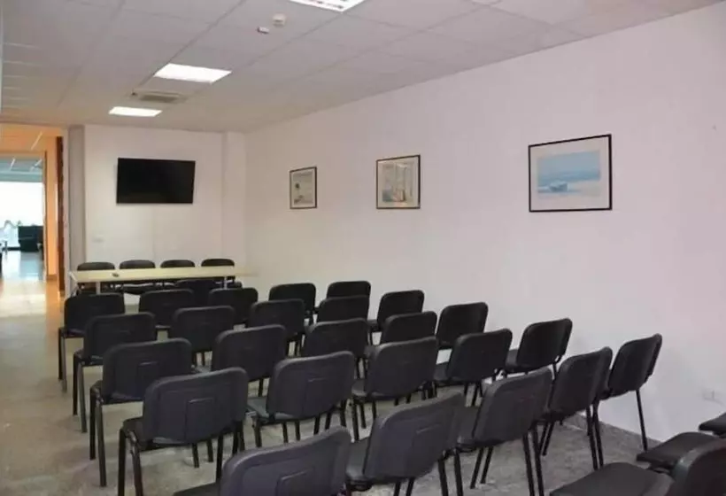 בית מלון כפרי Rondine