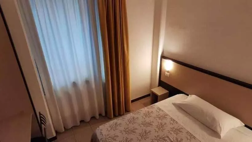 בית מלון כפרי Rondine