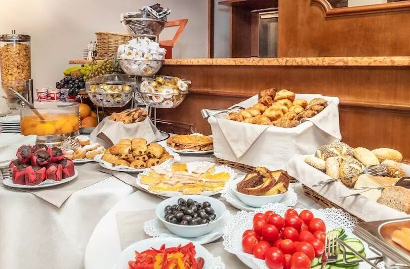 هتل Scandinavia   Relais