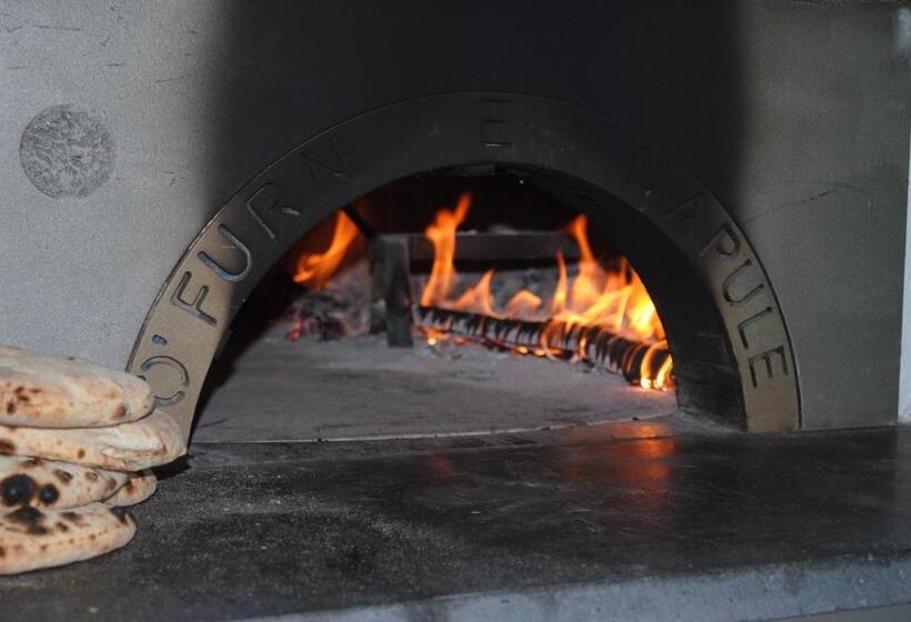 בית מלון כפרי Torre Del Sole