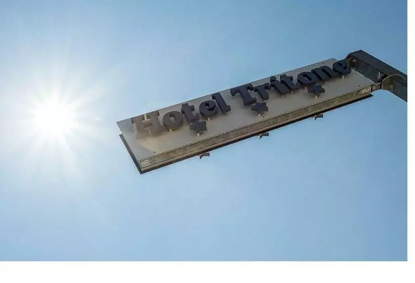 호텔 Tritone