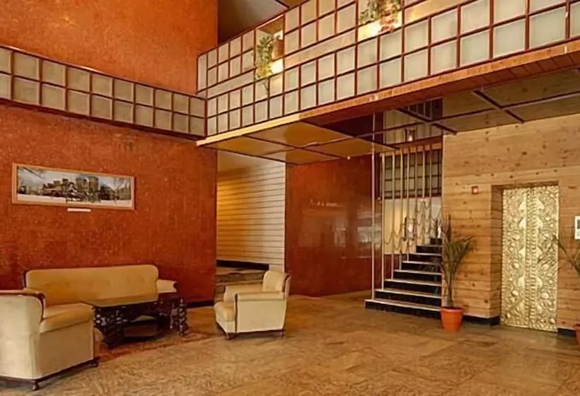 ホテル Arif Castles