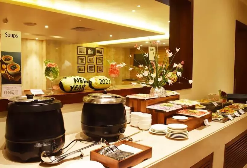 Hotel Asia One Earth