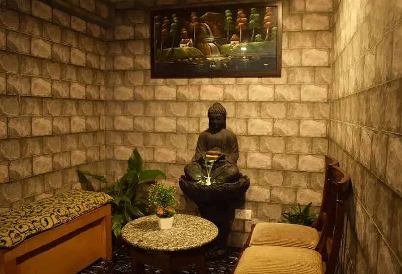 Hotel Asia One Earth