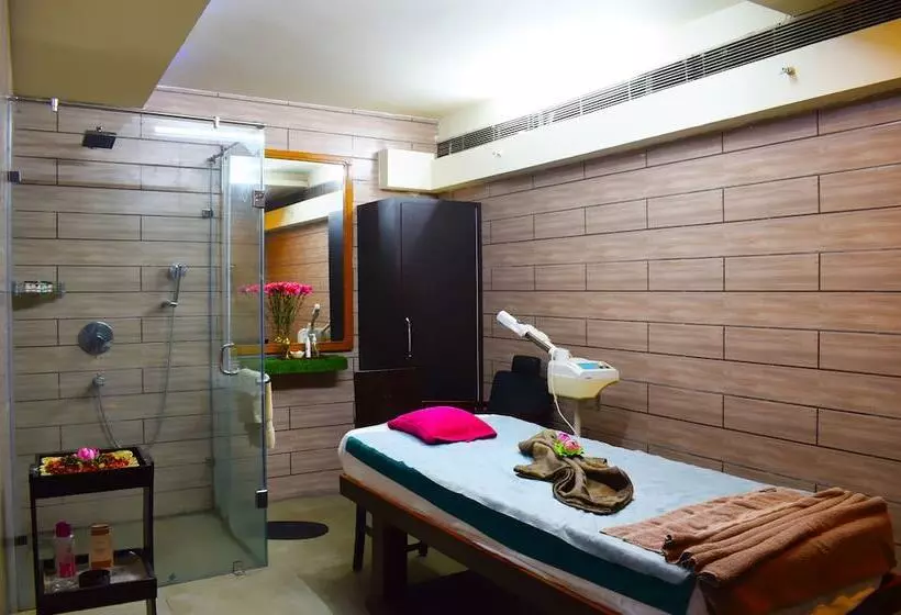 Hotel Asia One Earth