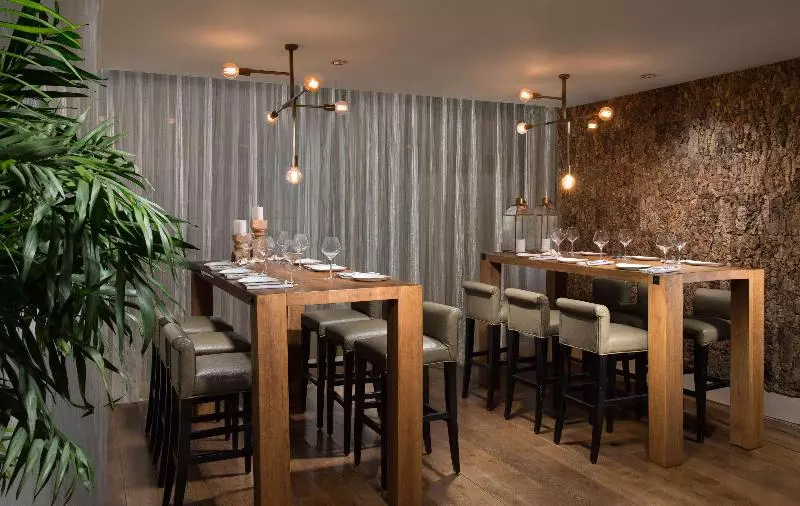 Carlton Tel Aviv Hotel – Luxury On The Beach