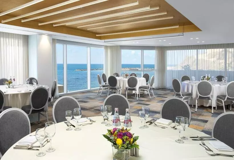 Carlton Tel Aviv Hotel – Luxury On The Beach