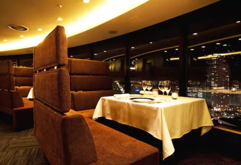 בית מלון כפרי Century Royal