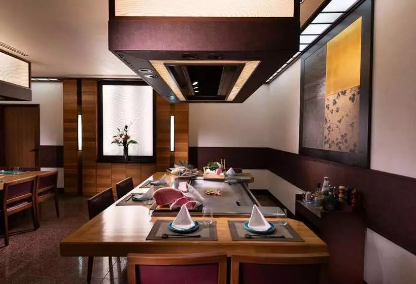 בית מלון כפרי Hilton Nagoya