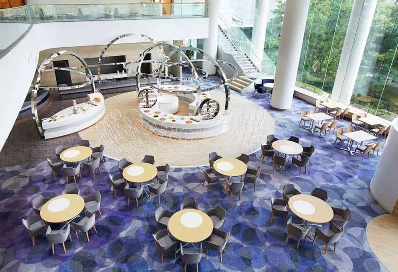 בית מלון כפרי Hilton Tokyo Bay