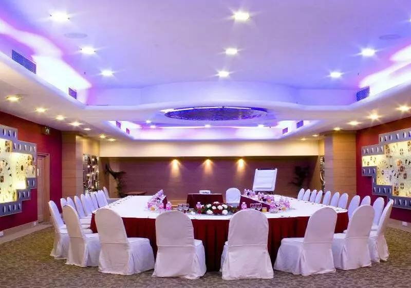 酒店 Le Meridien Bangalore