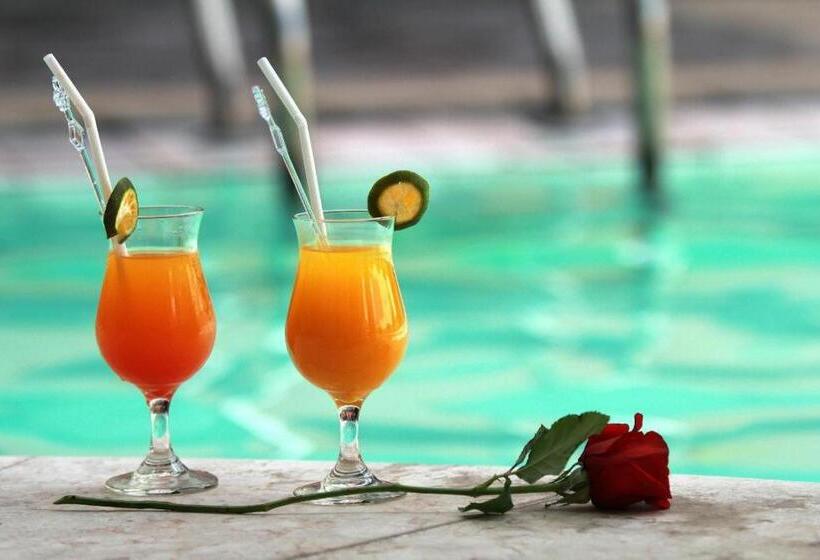 בית מלון כפרי Mutiara Merdeka