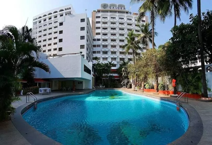 Отель Savera