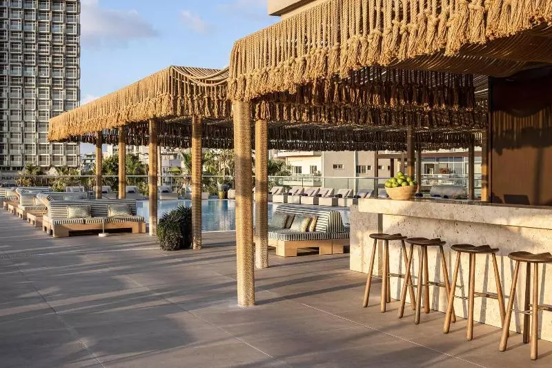 Отель Sheraton Grand Tel Aviv