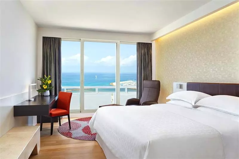 Отель Sheraton Grand Tel Aviv