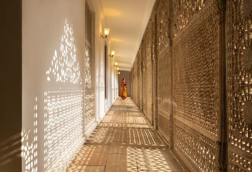 בית מלון כפרי Taj Usha Kiran Palace, Gwalior