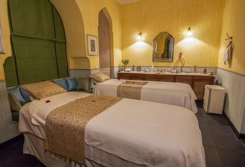 فندق Taj Usha Kiran Palace, Gwalior