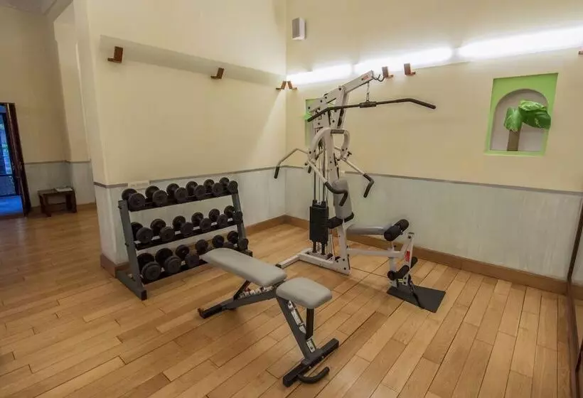 فندق Taj Usha Kiran Palace, Gwalior