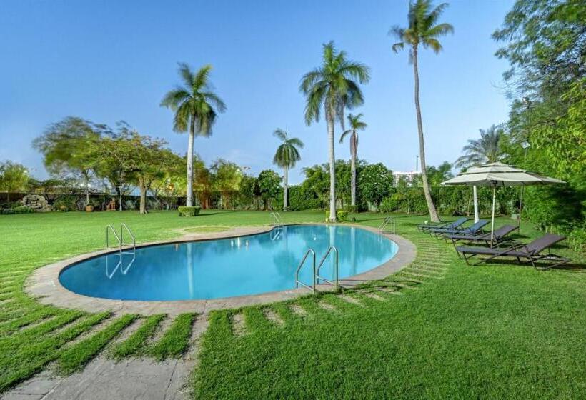 Hotel The Cama A Sabarmati Riverfront