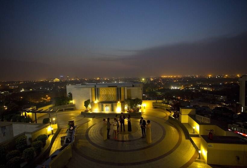 هتل The Suryaa  New Delhi