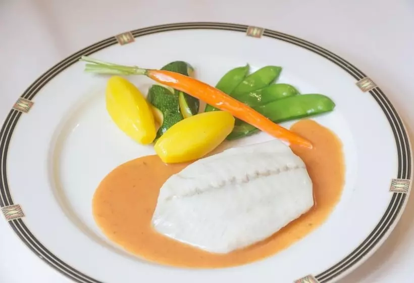 هتل Logis Hôtel Acacia