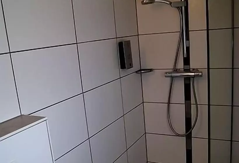 هتل Logis Hôtel Acacia