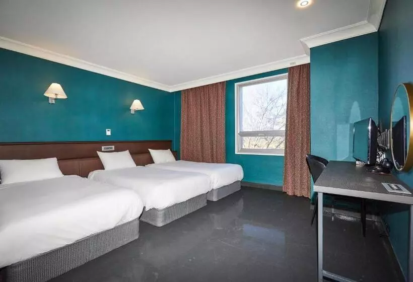 בית מלון כפרי Kolon