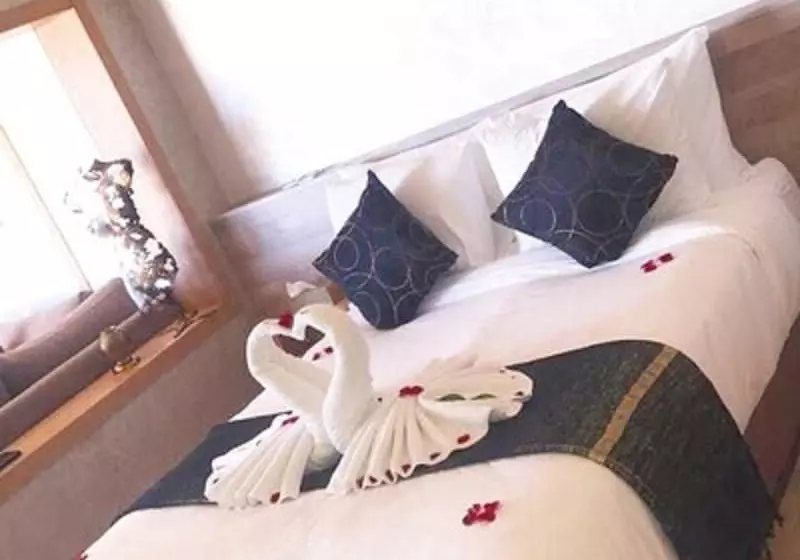 Mabrouk Hotel And Suites  Adult Only