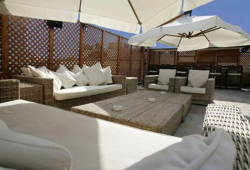 هتل The Mayflower