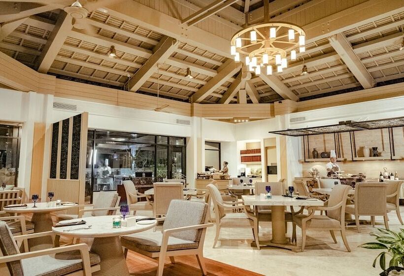 Pelangi Beach Resort & Spa, Langkawi