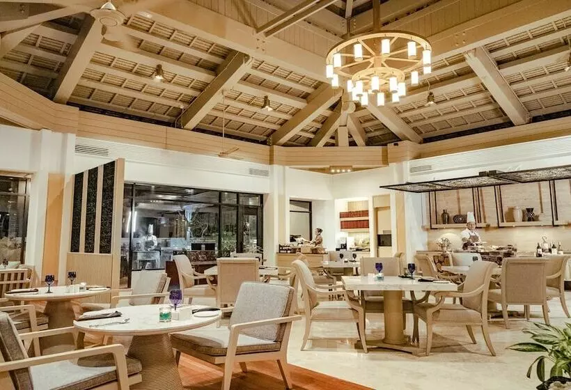 Pelangi Beach Resort & Spa, Langkawi