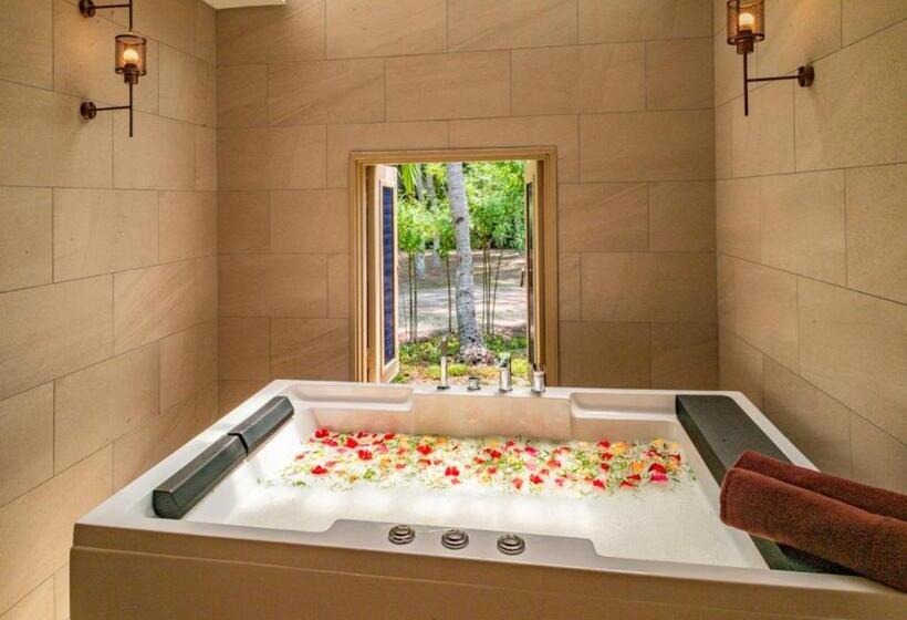 Pelangi Beach Resort & Spa, Langkawi