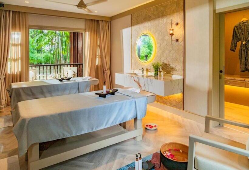 Pelangi Beach Resort & Spa, Langkawi