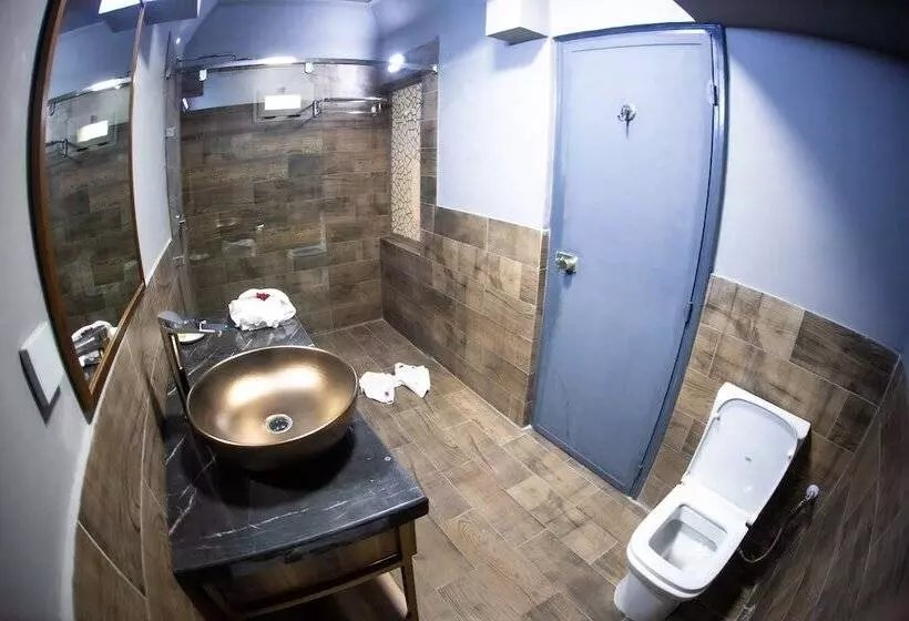 Rs Hotel Karam Palace