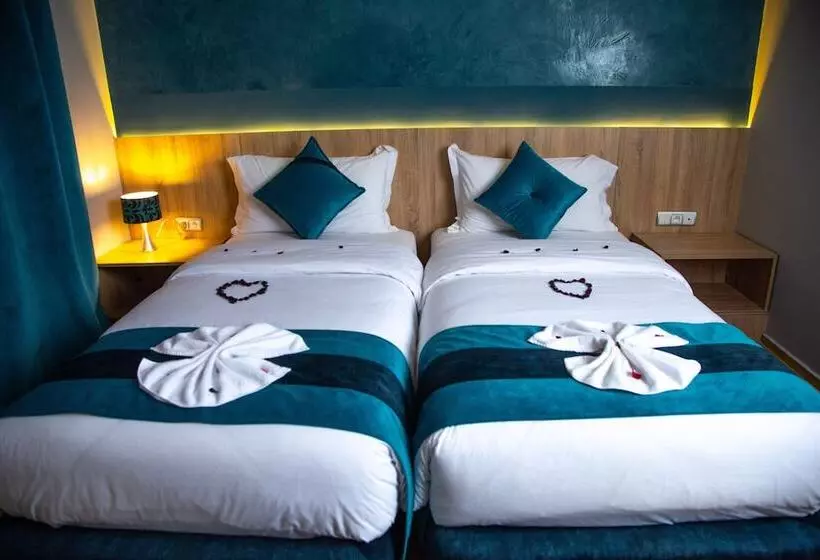 Rs Hotel Karam Palace