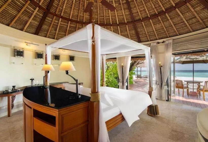 هتل Banyan Tree Vabbinfaru