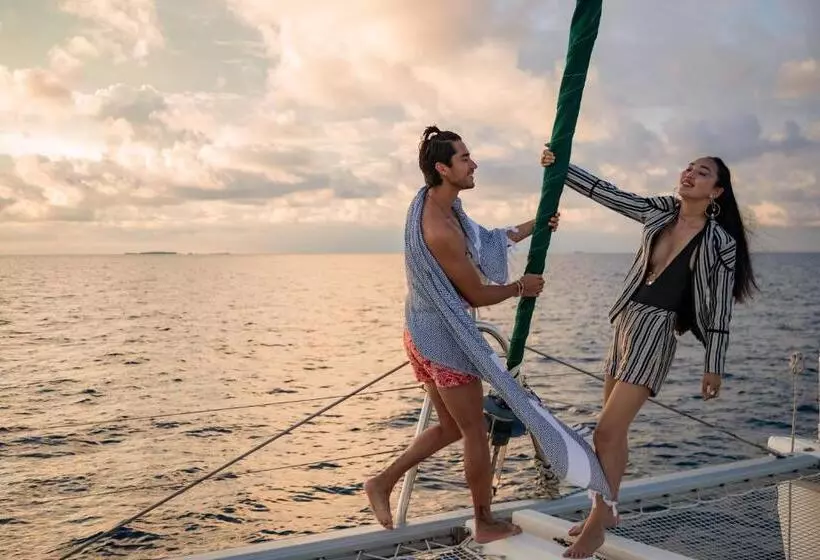 هتل Banyan Tree Vabbinfaru